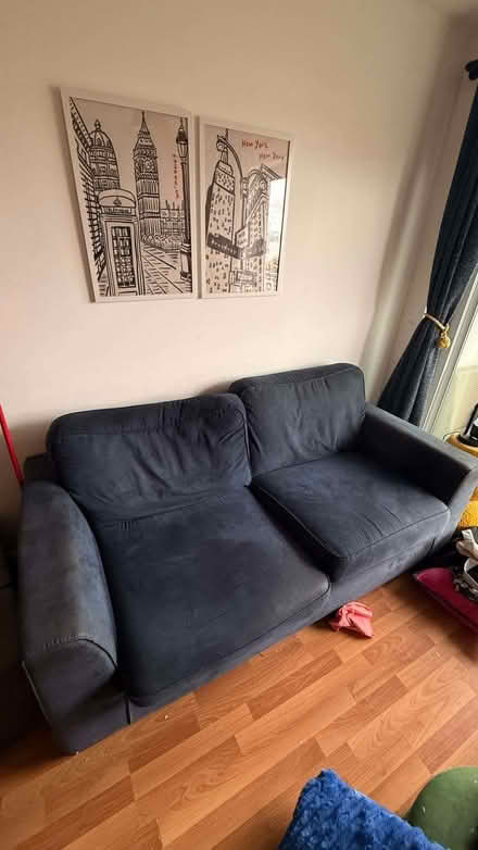 Photo of free sofa (Blackwall E14) #1
