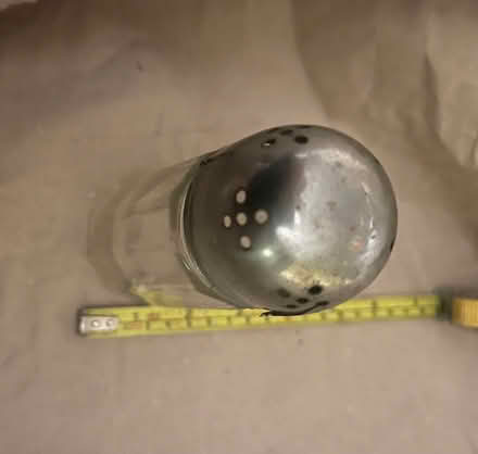 Photo of free Vintage sugar? shaker (Finsbury Park N4) #3