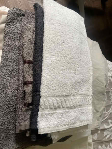 Photo of free Single bed set + Towels (Anerley SE20) #2