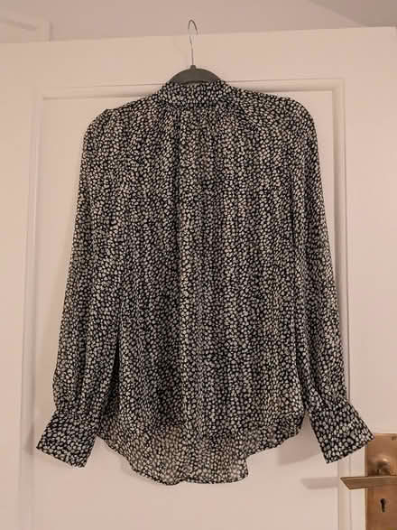 Photo of free Patterned silky blouse (W5) #1