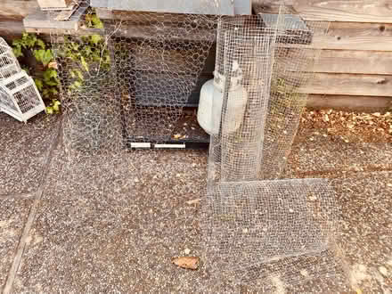 Photo of free Chicken wire & hardware cloth (Near Greer park, Palo alto) #1