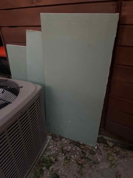 Photo of free drywall (bloor & ossington) #1
