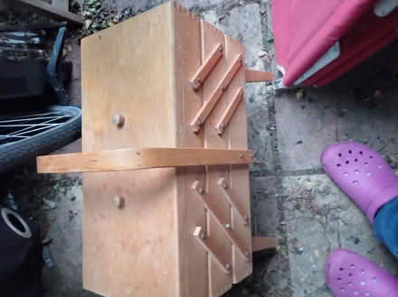 Photo of free vintage freestanding sewing box (Grantham NG31) #3