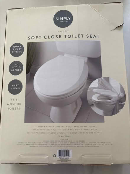 Photo of free New toilet seat (Kenilworth CV8) #1
