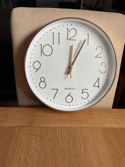 Photo of free Wall clock (Winnersh RG41) #2