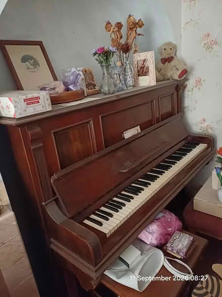 Photo of free C. Kemmler & Co. piano (Becontree RM9) #1