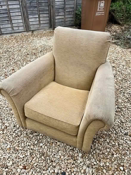 Photo of free Armchair (Upper Wolvercote OX2) #1