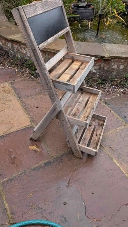 Photo of free Plant/Pot Stand (RG24 Old Basing) #3