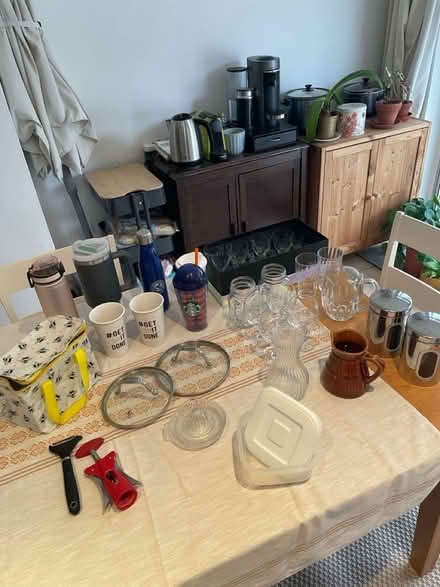 Photo of free Kitchen/Glassware/Randoms (New Malden/SW20) #1