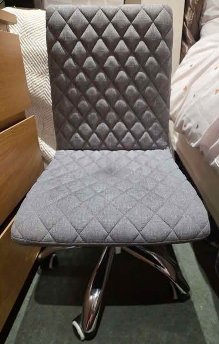 Photo of free Grey office chair - Charles Jacques (St Stephens AL1) #2