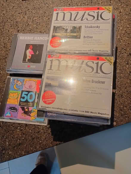 Photo of free CDs (Prestwood HP16) #1