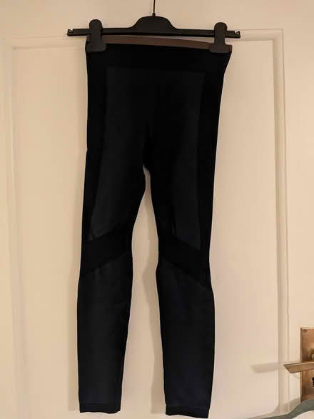 Photo of free Cos leggings (W5) #1