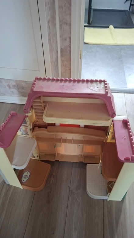 Photo of free Dolls house (Ellesmere port, CH65) #1