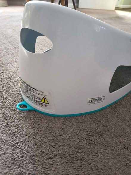 Photo of free Angelcare baby bath support (Hook KT9) #3