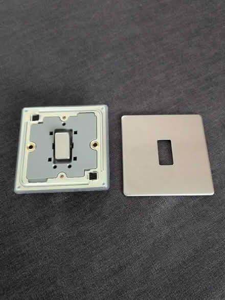 Photo of free Chrome light switch and cover (Battle TN33) #1