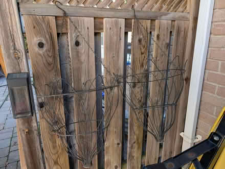 Photo of free Hanging wire flower baskets (Unionville) #2