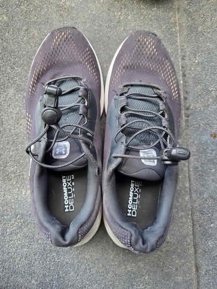 Photo of free Running shoes men's size 9 (Dundas St E & Greenwood Ave) #4