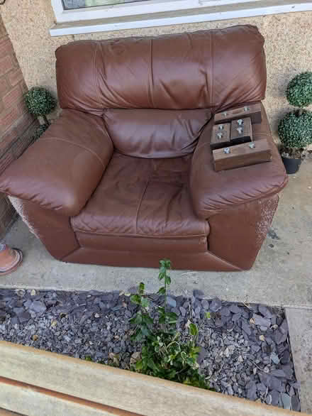 Photo of free Leather armchair for upcycling (Brafield on the Green NN7) #3