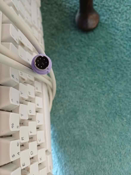 Photo of free Microsoft keyboard (Leire LE17) #2