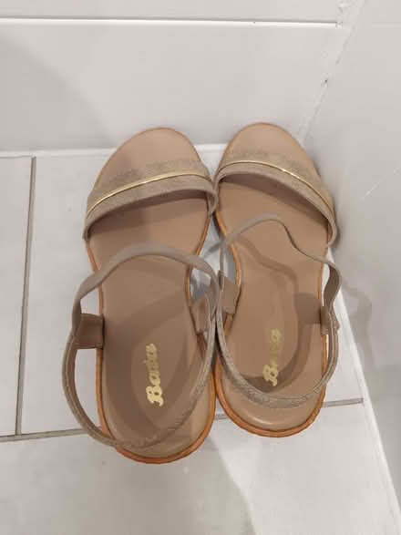 Photo of free UK 6 wedge sandals (Woodford IG8) #1