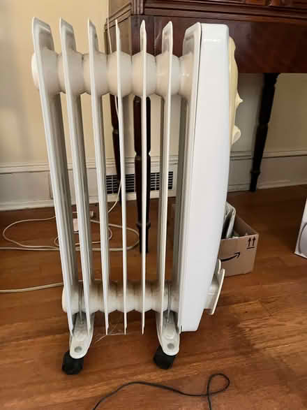 Photo of free Different Household Items (Guilford) #3
