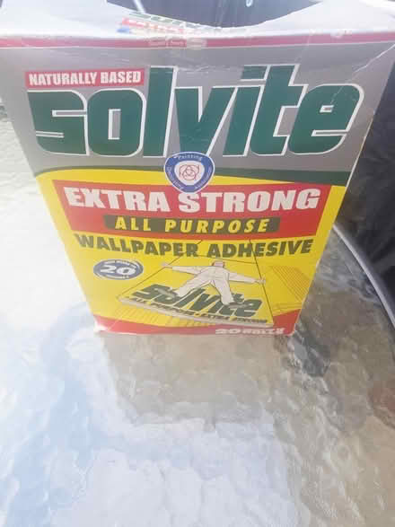 Photo of free Solvite Wallpaper Adhesive (Westbury BA133) #1
