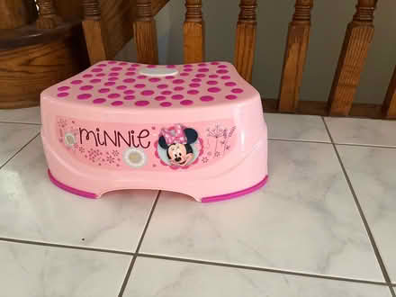 Photo of free Step stool for kids (Erin Mills and Britannia) #1