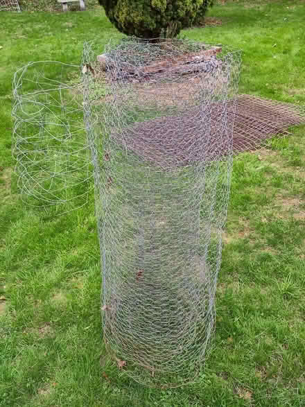 Photo of free Fencing bits & bobs (Storrington RH20) #4