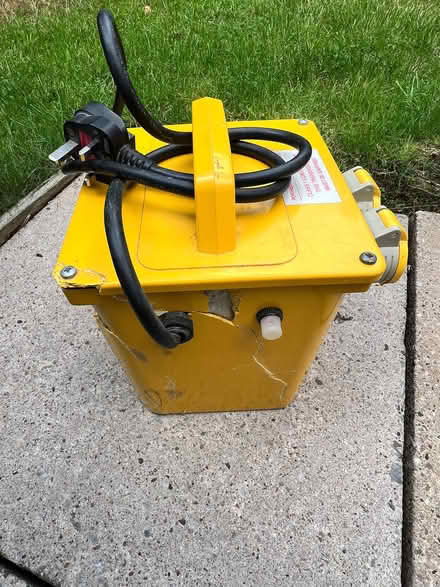 Photo of free 110v transformer for tools (Willenhall CV3) #2