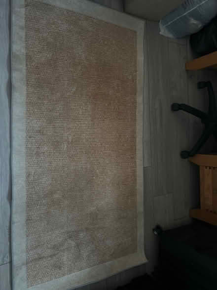 Photo of free Beige carpet (E10 6RH) #1