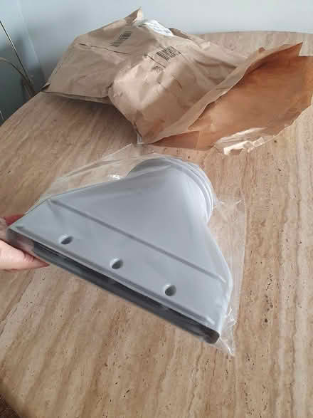 Photo of free AC Exhaust Hose Adapter (Dalston / Stoke Newington) #3
