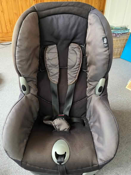 Photo of free Maxi Cosi car seat (South Croydon CR2) #1