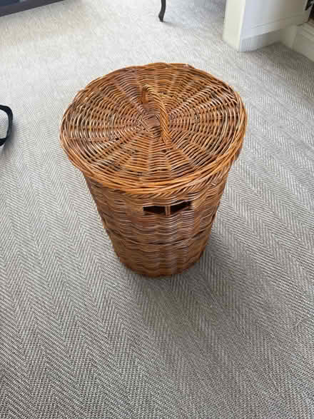 Photo of free Laundry hamper (Chelsea SW3) #2