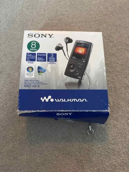 Photo of free Sony MP3 Walkman (Battersea SW11) #1