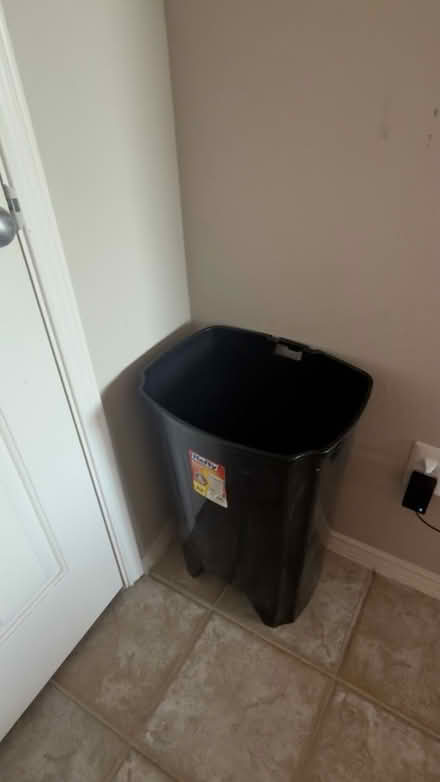 Photo of free Air Mattress/Chair/ Trashcan (Boulder Ridge Apartments) #2