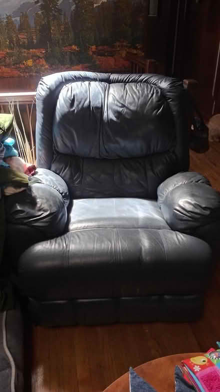 Photo of free Leather Recliner (Manual) (Flanders NJ) #1
