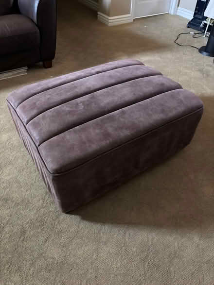Photo of free Ottoman (Village of the Park, Camarillo) #2