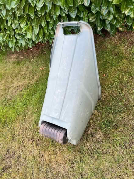 Photo of free Garden Plastic Wheelbarrow (Willenhall CV3) #3