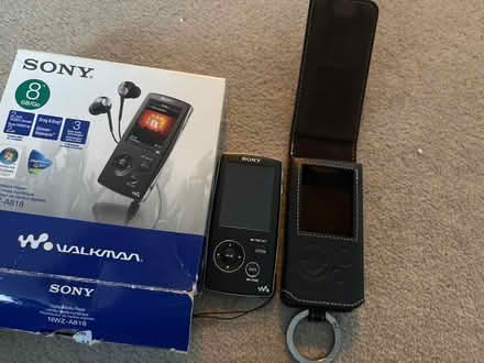 Photo of free Sony MP3 Walkman (Battersea SW11) #3