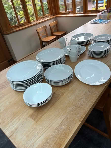 Photo of free White Crockery ( Robert Dyas) (Barnet EN5) #1