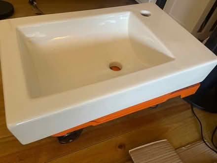 Photo of free Ceramic sink (Charlton SE7) #1
