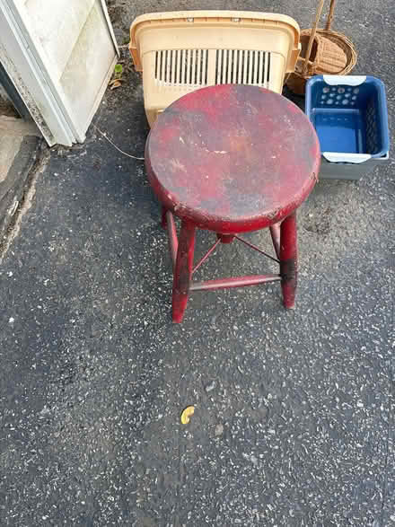 Photo of free Wood small table/stool (Drexel Hill) #1