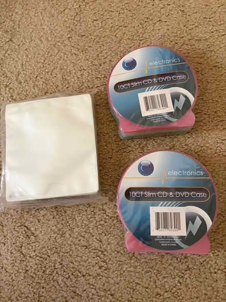 Photo of free CD/DVD cases/envelopes (Marinwood) #1