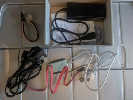 Photo of free USB2.0 to IDE & SATA Adapter Kit (Lightwater GU18) #1