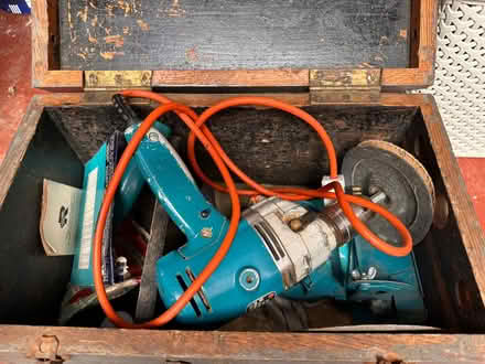 Photo of free Black & Decker power drill (Bromsgrove B60) #1