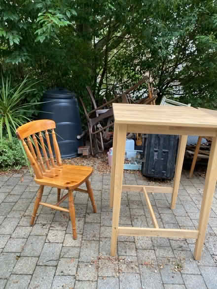 Photo of free High table (Broadfield. Crawley RH11) #1
