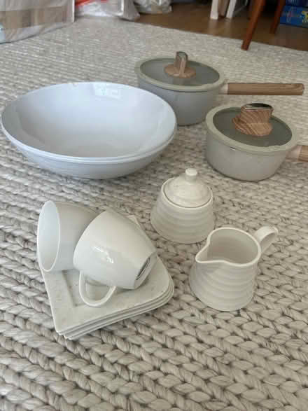 Photo of free Kitchen crockery /pots (Rathmines) #1