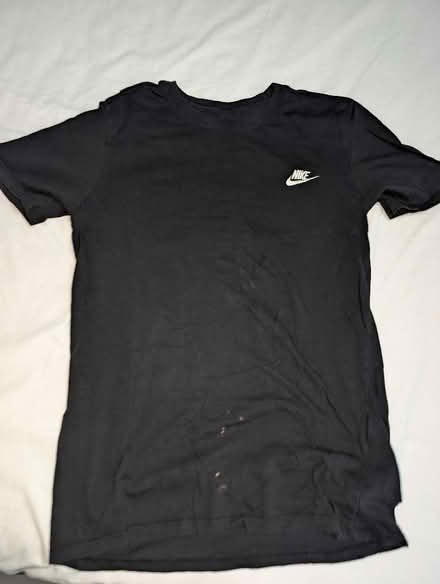 Photo of free Black Nike tee (Millwall E14) #1
