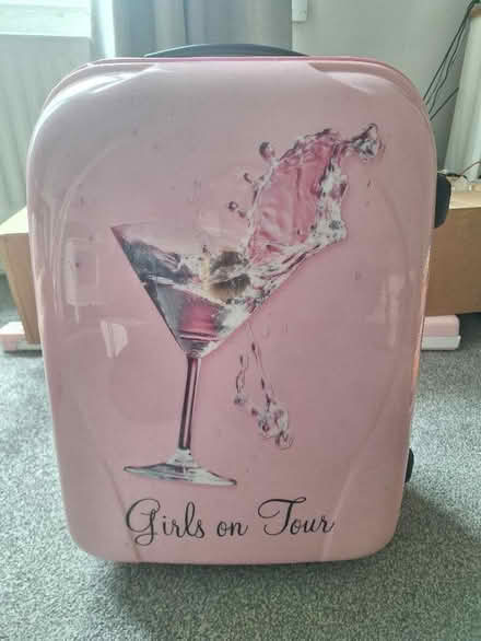 Photo of free Suitcase (Hallgarth LA9) #1