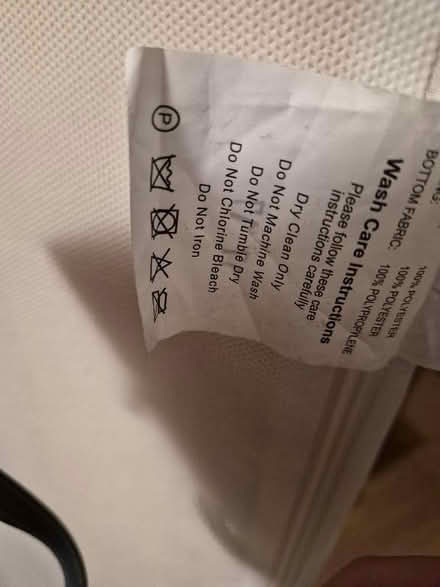 Photo of free 5" 1800 Memory foam King Size Comfort Mattress (Isleworth TW7) #4
